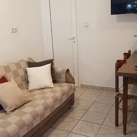 Sunrise Apartment Vir Bagian luar foto